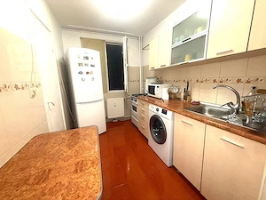 Apartament 3 camere, parter inalt cu  balcon, bloc reabilitat, langa metrou, Parcul Drumul Taberei - imagine 4