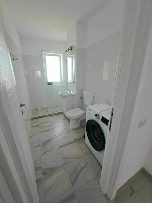 Inchiriez apartament 2 c in Sanpetru cu parcare - imagine 7