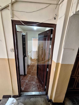 Apartament 2 camere recent renovat – Zona Calea Șagului - imagine 5