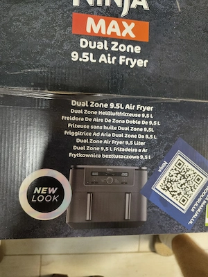 Vând Air Fryer Ninja
