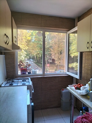 Apartament 3 camere, Bld. Obregia. Etaj 1. Loc parcare. - imagine 4