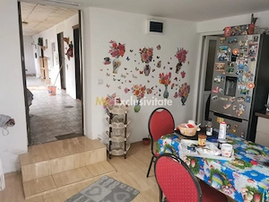 Casa de vanzare - comuna Pielesti - imagine 8