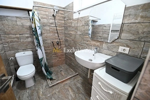Doua case de vanzare in Carcea | 1.066 mp teren | 0% Comision - imagine 9