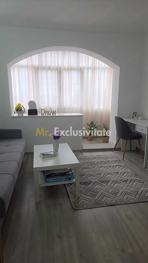 Vand apartament 2 camere zona centrala - imagine 4