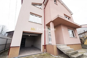 Casa la gri - Romanesti