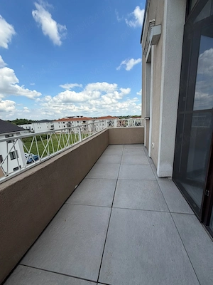 [Proprietar] Apartament Penthouse 2 camere 57mp cu terasa 20mp si 2 locuri de parcare in CF - imagine 9