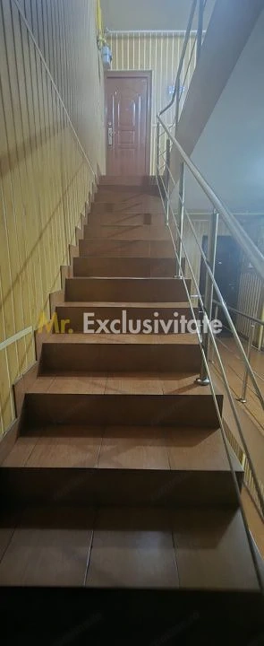 De vânzare apartament 2 camere decomandat | Zona 8 Mai - imagine 5