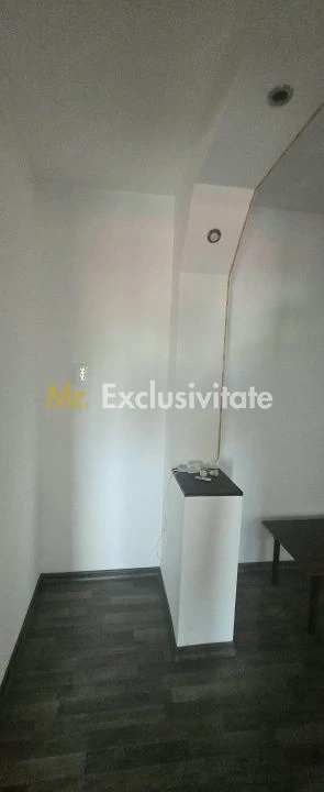 De vânzare apartament 2 camere decomandat | Zona 8 Mai - imagine 13