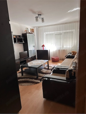 proprietar ofer spre inchiriere apartament cu doua camere in Roman 