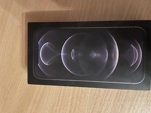 Vând iPhone 12 Pro Utilizat 