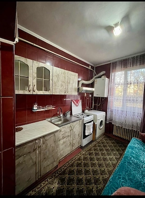 Apartament 1 cam.D, cu CT, Bd. Chimiei  Pod Metalurgiei - imagine 5