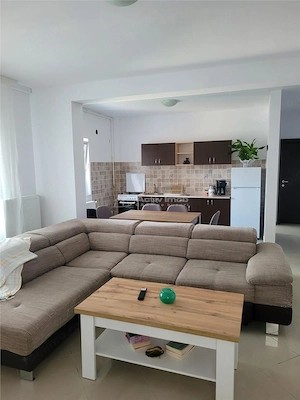 Apartament - 3 camere - Cristian