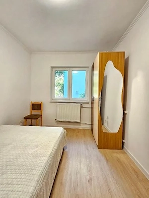 Apartament 2 camere. Decomandat. Cu Parcare.  La 5 min metrou Aparatorii Patriei - imagine 3