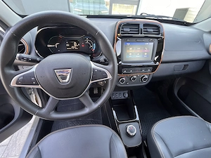Vând Dacia Spring, înmatriculată în nov. 2022, stare foarte bună, 3052km real, 11000 euro negociabil - imagine 7
