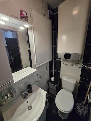Apartament proaspat igienizat 2 camere, Lipovei/ Iulius Town - imagine 7