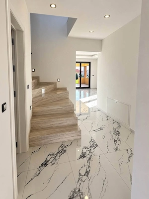 Casa Individuală în Dragsina -250mp /850mp teren - 2 garaje Comision 0 - imagine 11