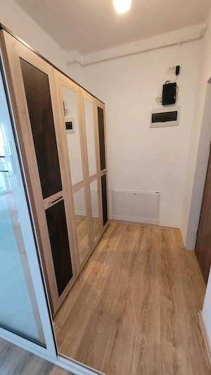 Apartament cu 2 camere/2 locuri de parcare - Dumbravita - imagine 4