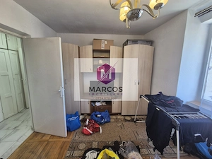 Vand apartament 1 camera Centru