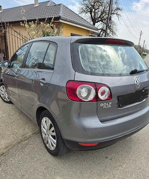 Golf 5 plus 2006 se vinde