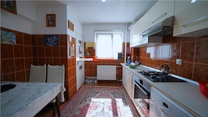 3 camere | 2 bai | 3 balcoane | etaj 4 8 | Rogerius