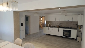 Casa in orasul Breaza - imagine 6