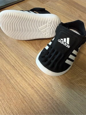Sandale bebe Adidas