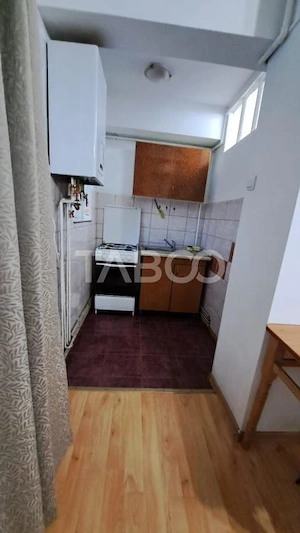 Garsoniera de inchiriat decomandata in Sibiu zona Terezian - imagine 4