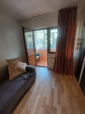Ofer apartament de inchiriat 