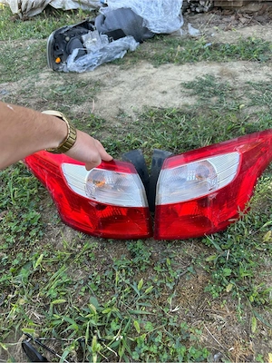 stopuri ford focus mk3 break 