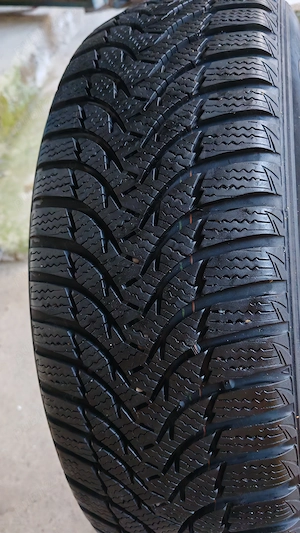 4 Anvelope de iarnă 215/60R17  - imagine 5
