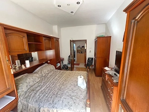Apartament-2-Camere-Decomandat-La-Casa-Pivnita-Pod-Curte-Comuna - imagine 2