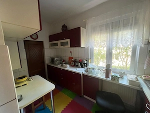 Apartament-2-Camere-Decomandat-La-Casa-Pivnita-Pod-Curte-Comuna - imagine 7