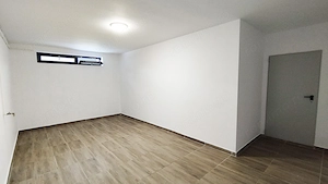 Apartament 3 camere decomandat, bloc nou, curte proprie 30 mp, boxa 25 mp, zona Tineretului  - imagine 17