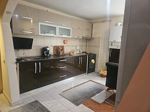 Vand apartament 3 camere - imagine 3