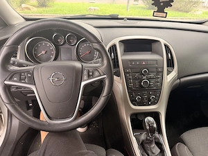 Opel Astra J Sport  - imagine 4