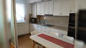 Apartament spațios, modern, cu pod propriu și 2 locuri de parcare - imagine 2