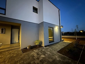 DUMBRAVITA - CENTRAL - DUPLEX PREMIUM - 5 CAMERE - 3 BAI - TEREN 375mp -INCALZIRE PARDOSEALA - imagine 13