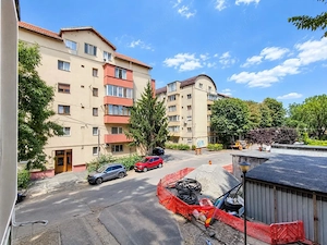 Apartament 3 camere | Zona Sagului  - imagine 14