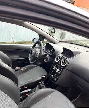Vând Opel Corsa D, an 2007 - imagine 2