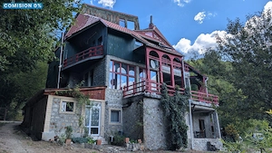 CASĂ DE VACANȚĂ – LEPȘA| 804 MP UTILI | 14 CAMERE | TEREN 1.857 MP