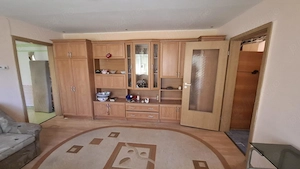 Proprietar   Apartament 2 camere, aprox. 58 mp, centrală proprie, mobilat   Dâmbovița   Piața Flavia - imagine 2