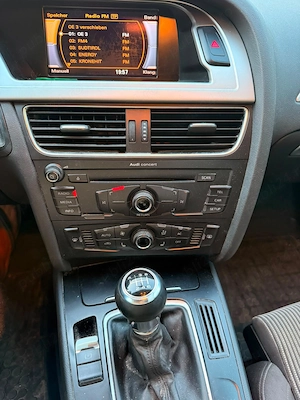 Audi A4 2009,recent adus,stare foarte bună. - imagine 5