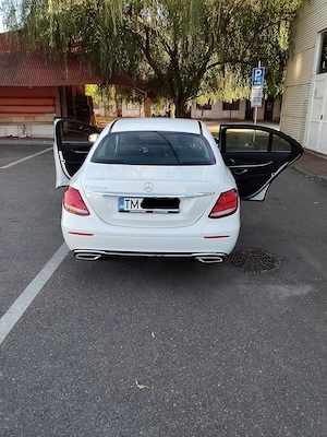 Vand Mercedes Benz E 300 de   plug-in hybrid - imagine 2