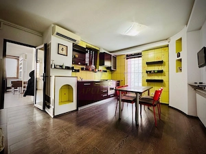 APARTAMENT PREMIUM | 200 MP | VILĂ MONUMENT ARHITECTURAL | CURTE | - imagine 2