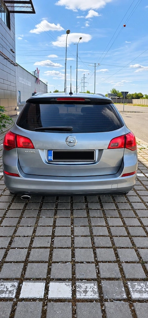 Opel Astra J - 120 CP - 2011 - Euro 5 - imagine 5