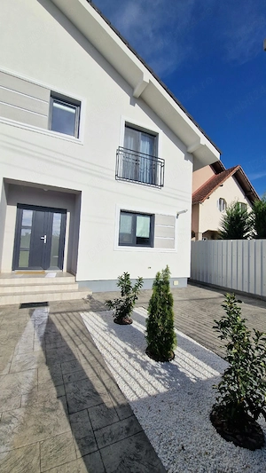 Proprietar Duplex P+M Cochet intrare Remetea Mare - 134.900 Euro