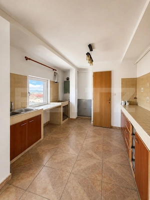 Apartament 4 camere , 143mp utili | Mihai Eminescu | Lift - imagine 3