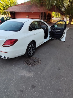 Vand Mercedes Benz E 300 de   plug-in hybrid - imagine 9