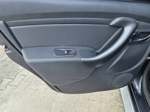 = DACIA DUSTER 1.2 Benzina Piele Navi 2016 E6 = 6.990 e. = - imagine 18