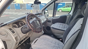vand renault trafic 2008 7+1 locuri 